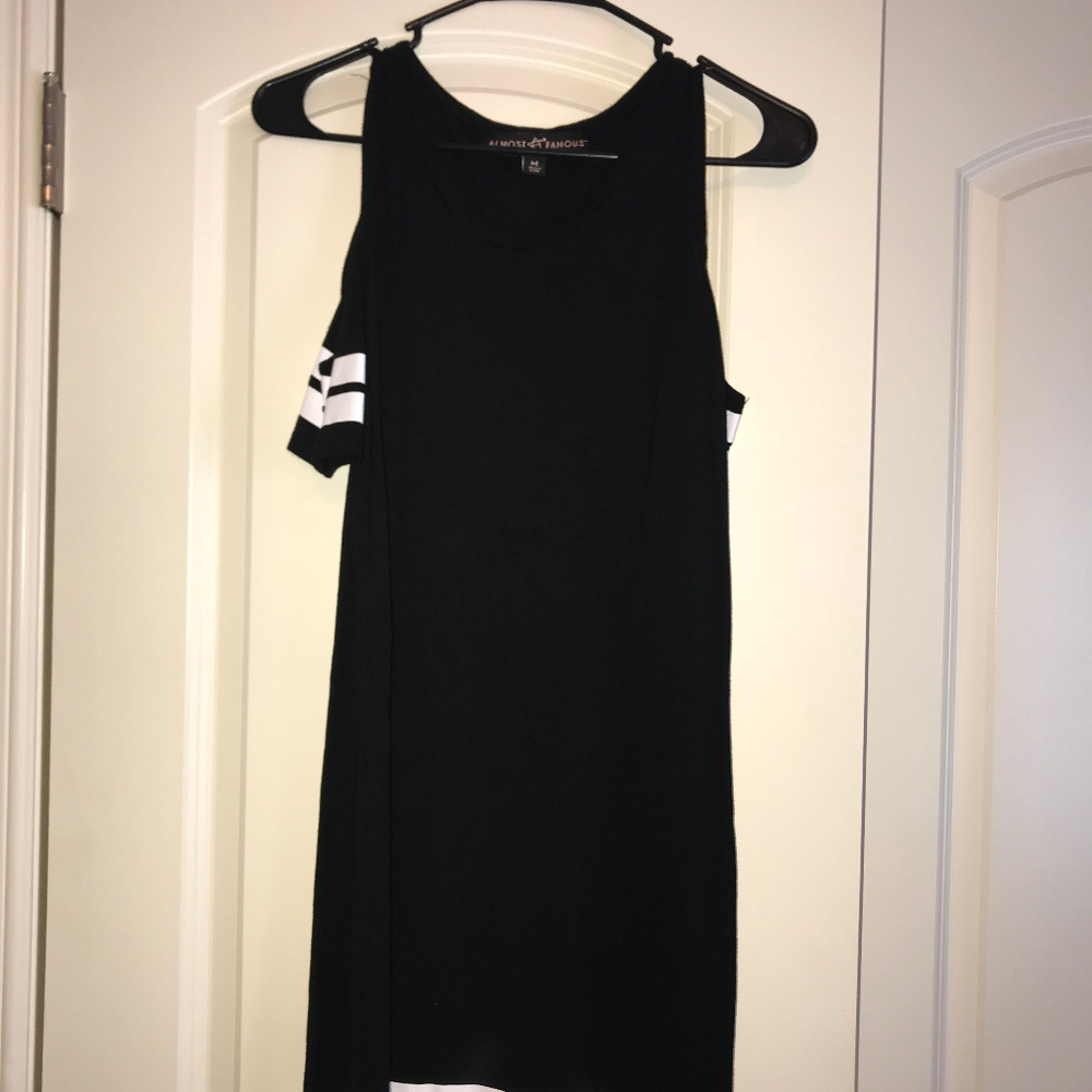 Almost Famous Black Cold Shoulder Dress